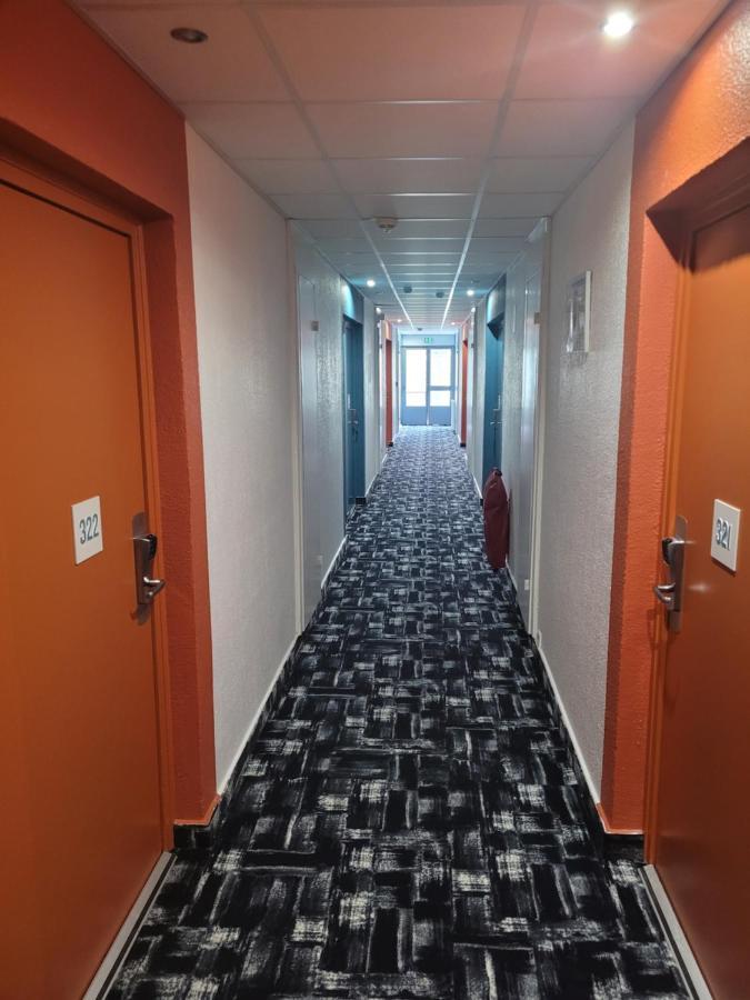 Kyriad Direct Lyon Nord - 2*