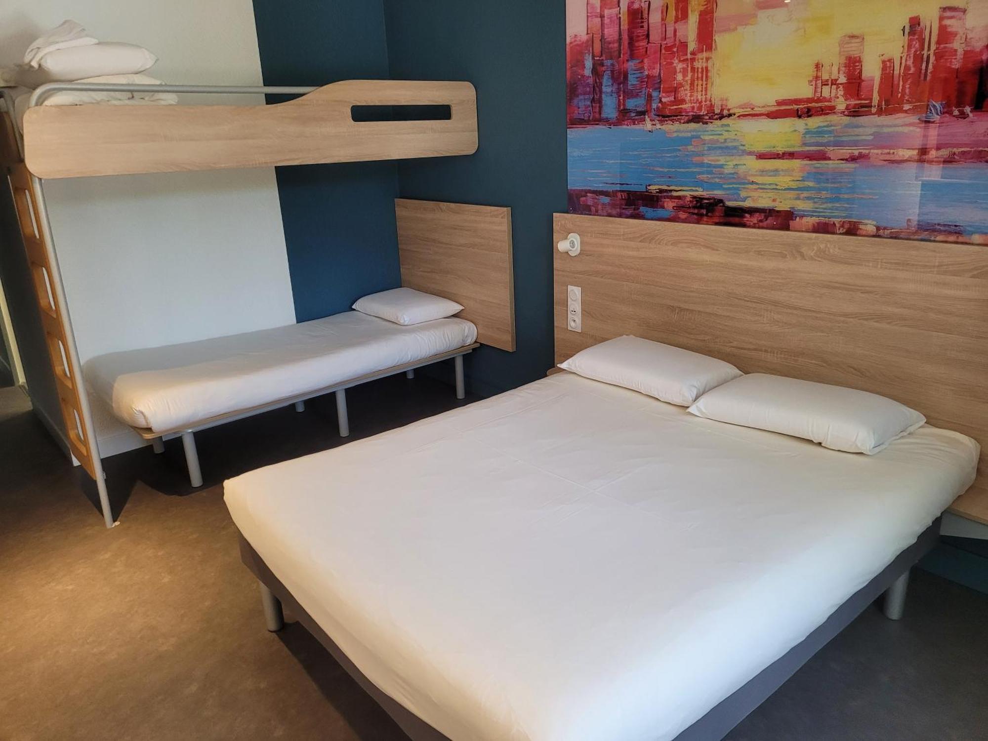 Kyriad Direct Lyon Nord -