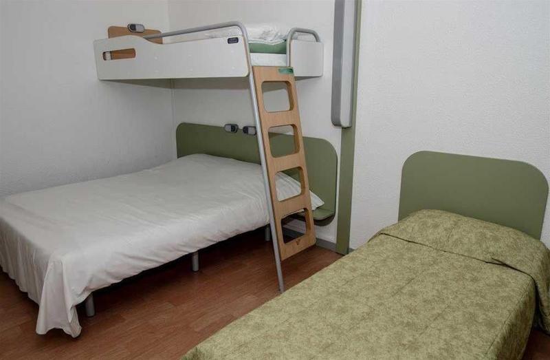 Kyriad Direct Lyon Nord - Hotel Dardilly