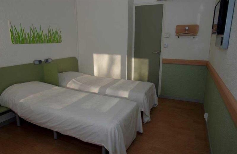 Kyriad Direct Lyon Nord - Hotel